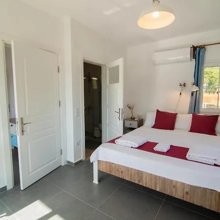 Peaceful Villa With Private Pool Surrounded By Nature In Dalyan