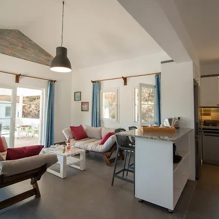 Peaceful Villa With Private Pool Surrounded By Nature In Dalyan *